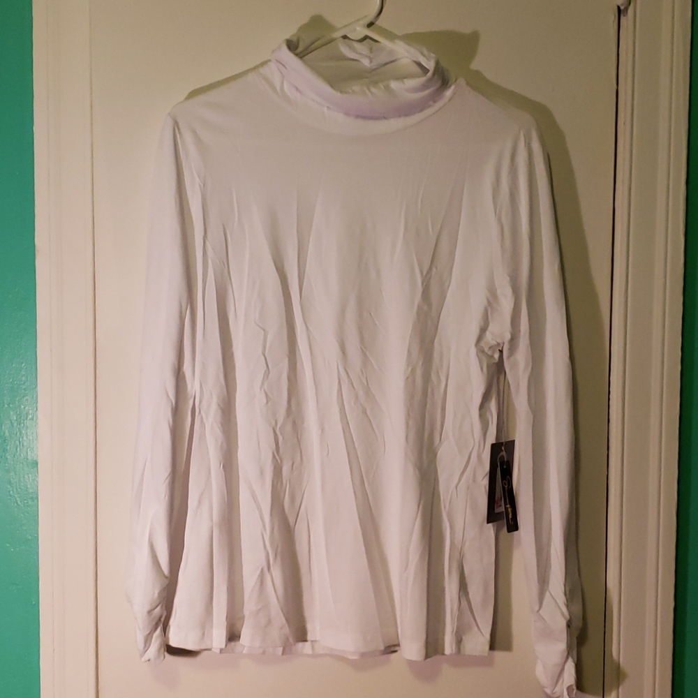 White habitat Turtle Neck